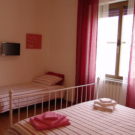 B&B Myosotis Pisa Zimmer foto